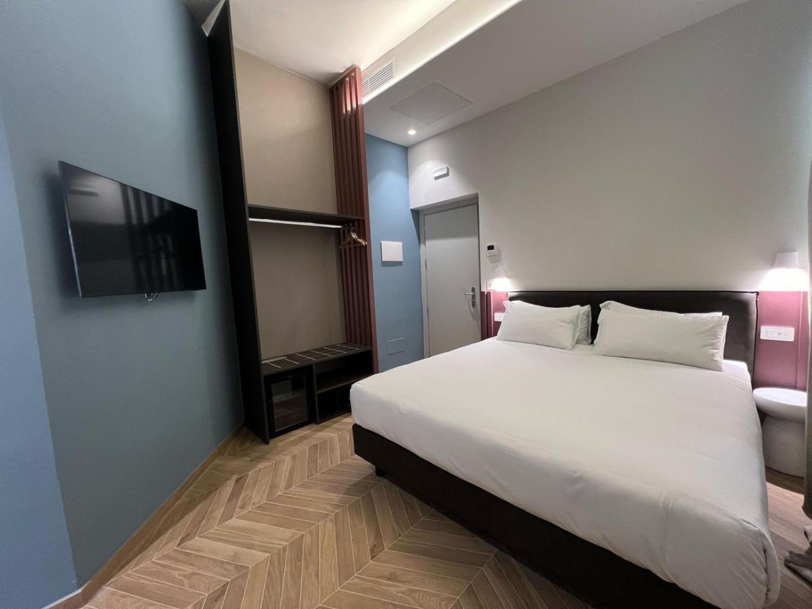 Hotel Rossovino Milano Zewnętrze zdjęcie