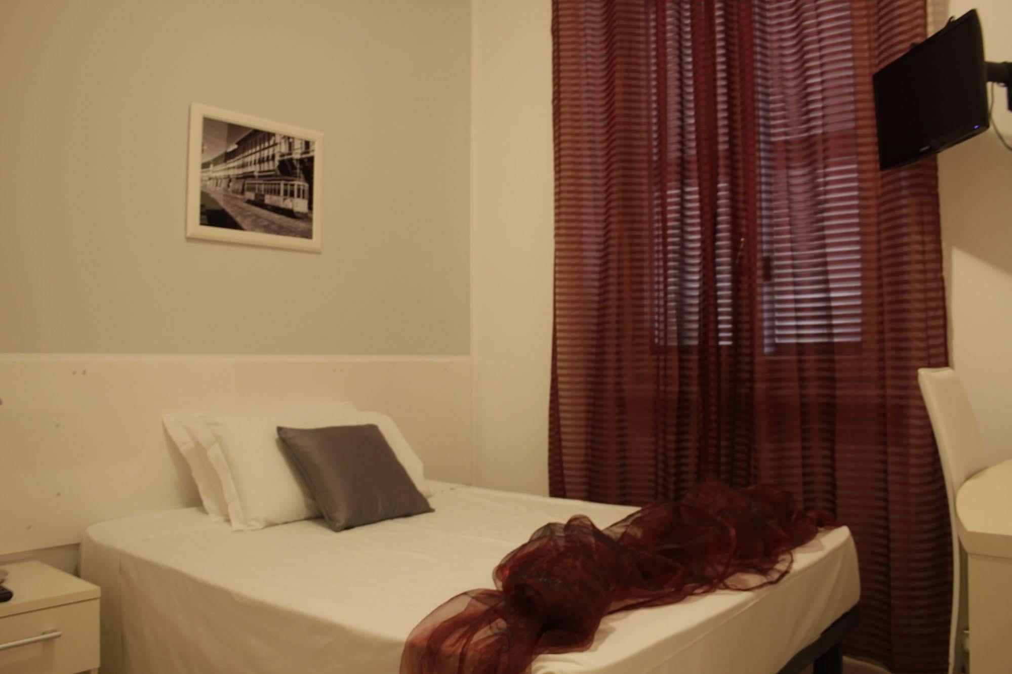 Hotel Rossovino Milano Zewnętrze zdjęcie